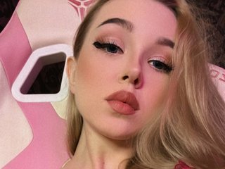 @AliceDavidson