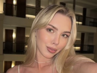 @Angelees