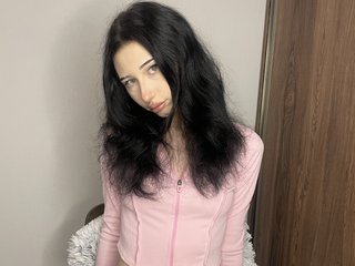 @GlitchDoll