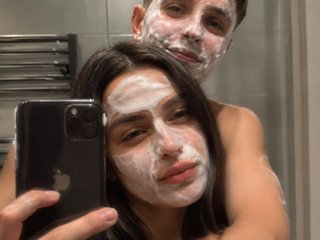 @Kris-and-Vanessa