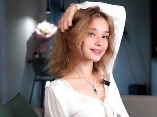 @MiaRosee