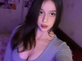 @TessaAurora